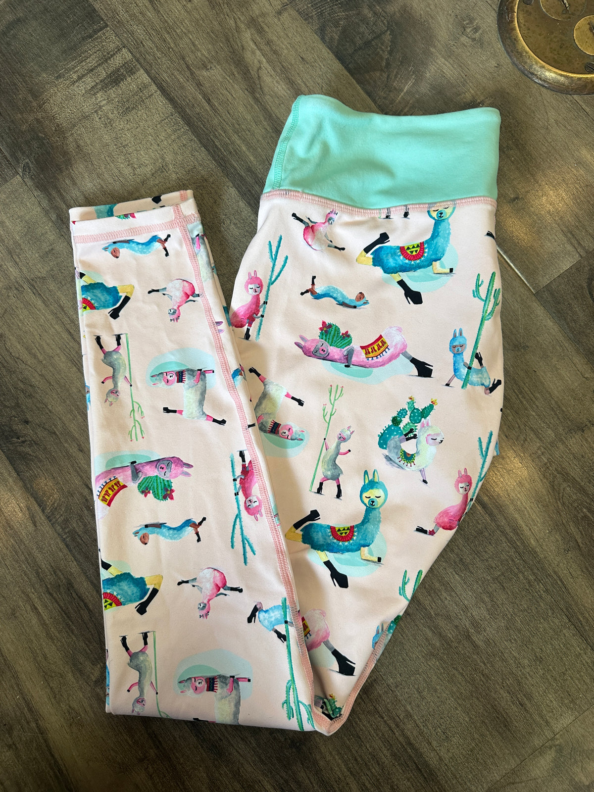 *PRE-LOVED* Low Flow Llamas Sz M