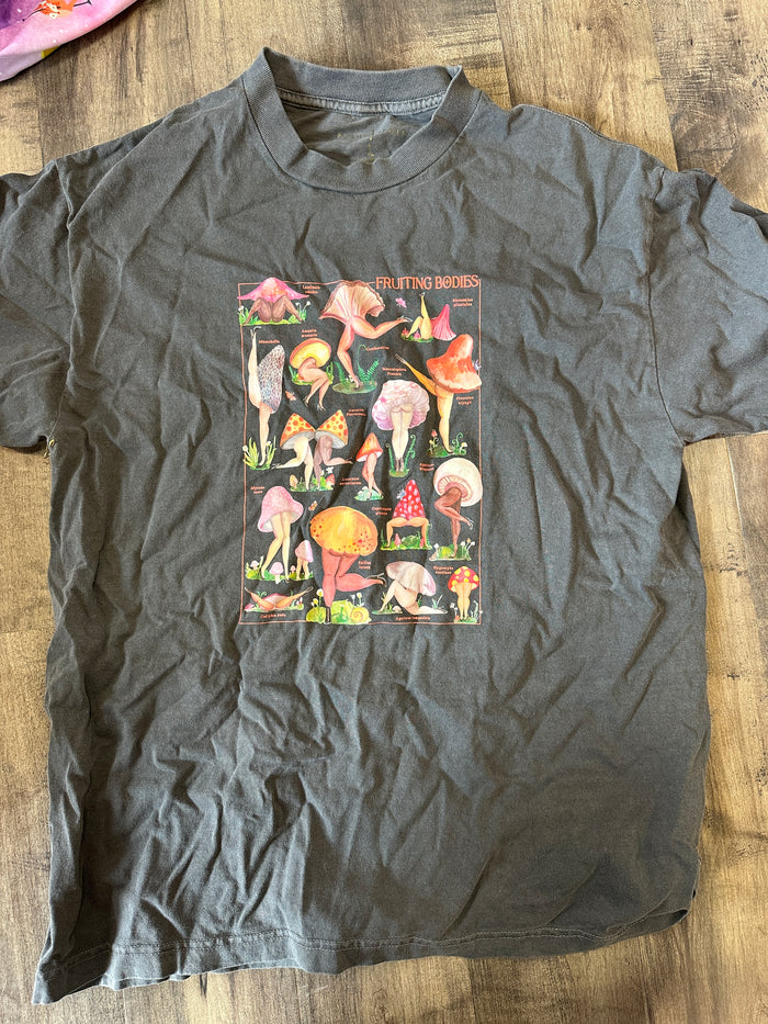 *SAMPLE* Fruiting Bodies Unisex Garment Dyed T-Shirt Sz L