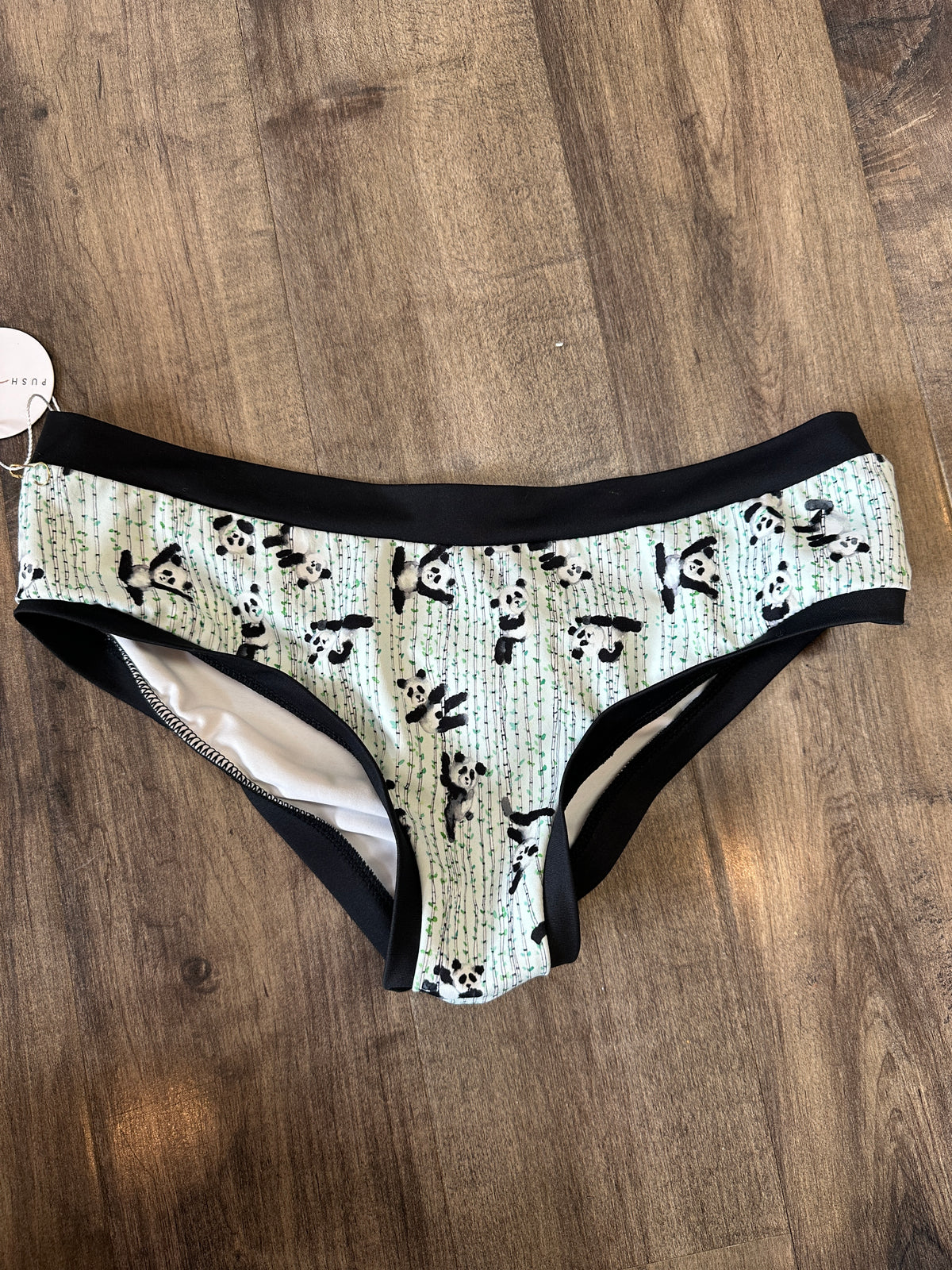 *OOPSIES* Poling Pandas Classic Scrunch Butt Shorts Sz L